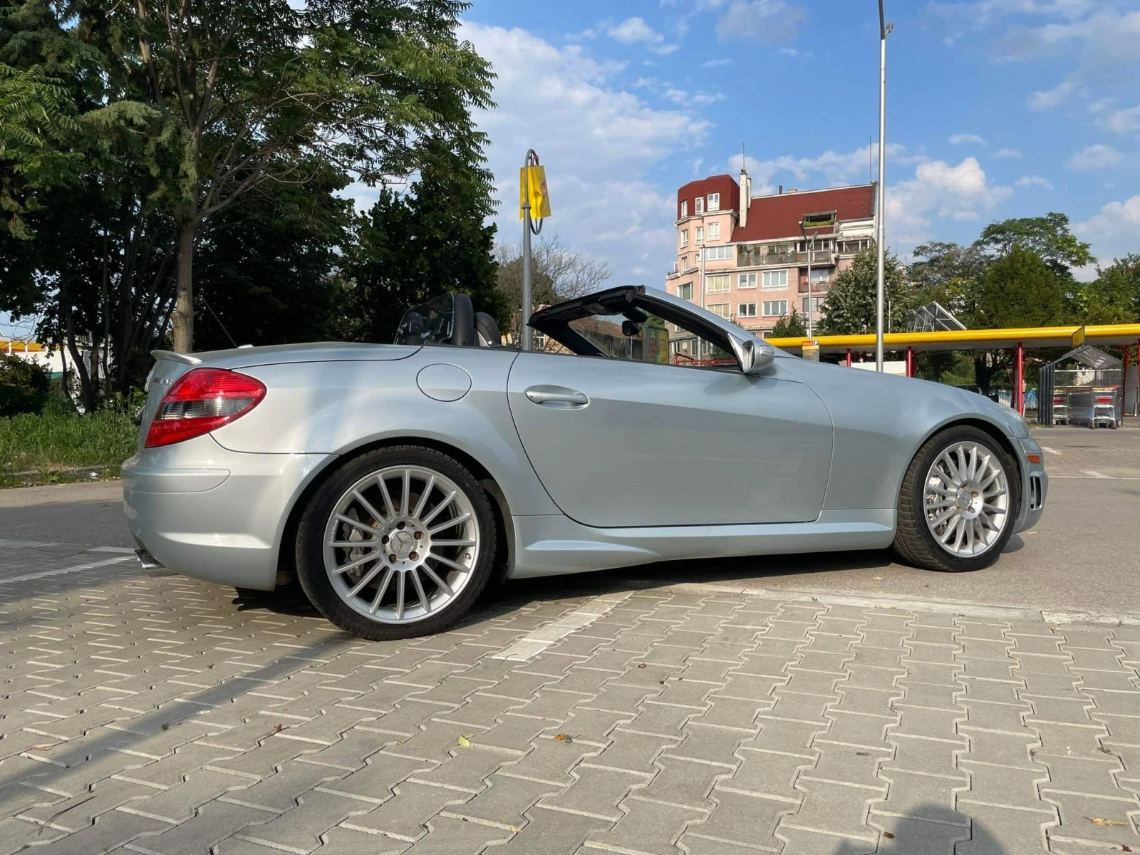 Mercedes-Benz SLK 55 AMG  - изображение 3