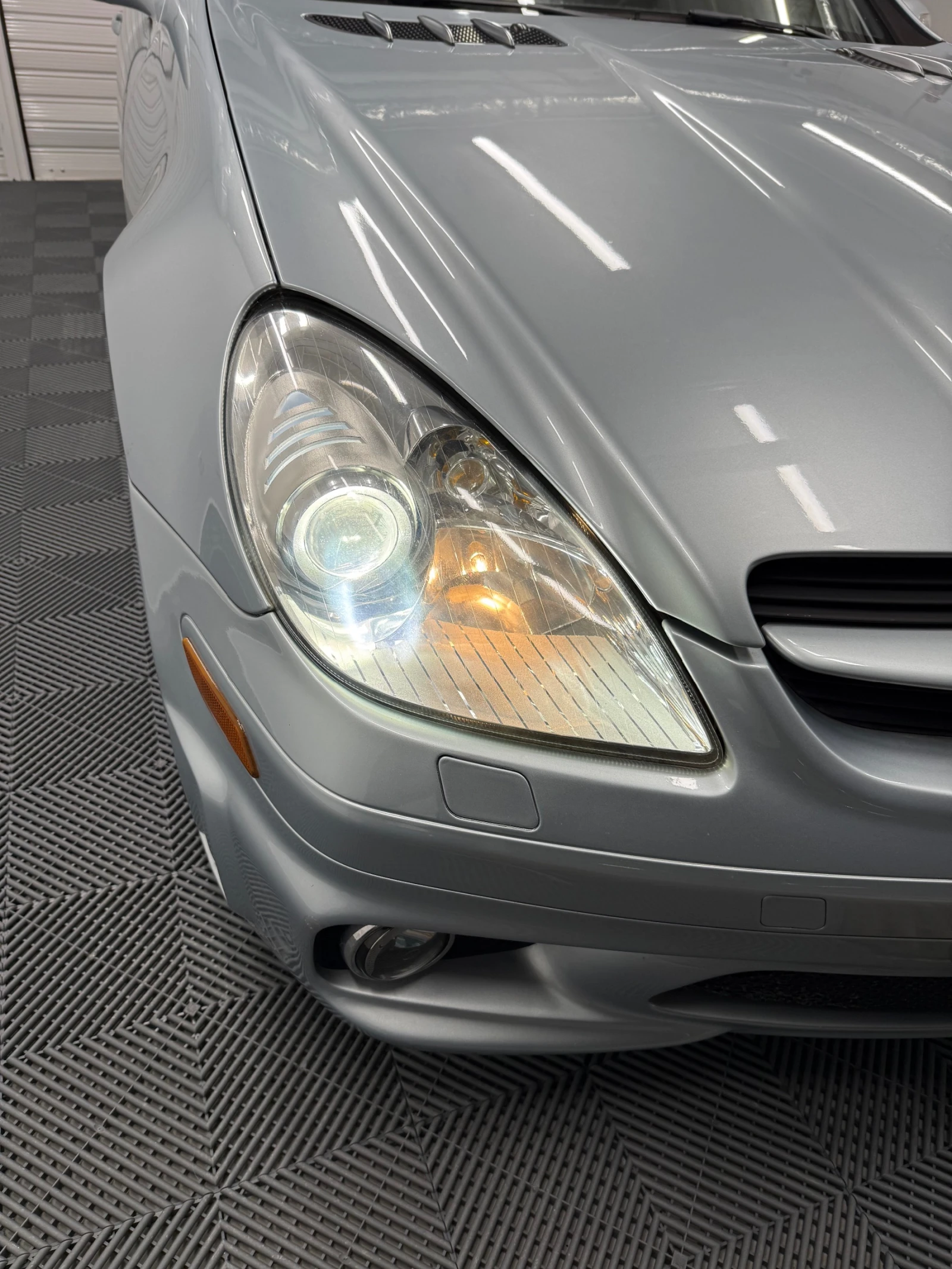 Mercedes-Benz SLK 55 AMG  - изображение 6