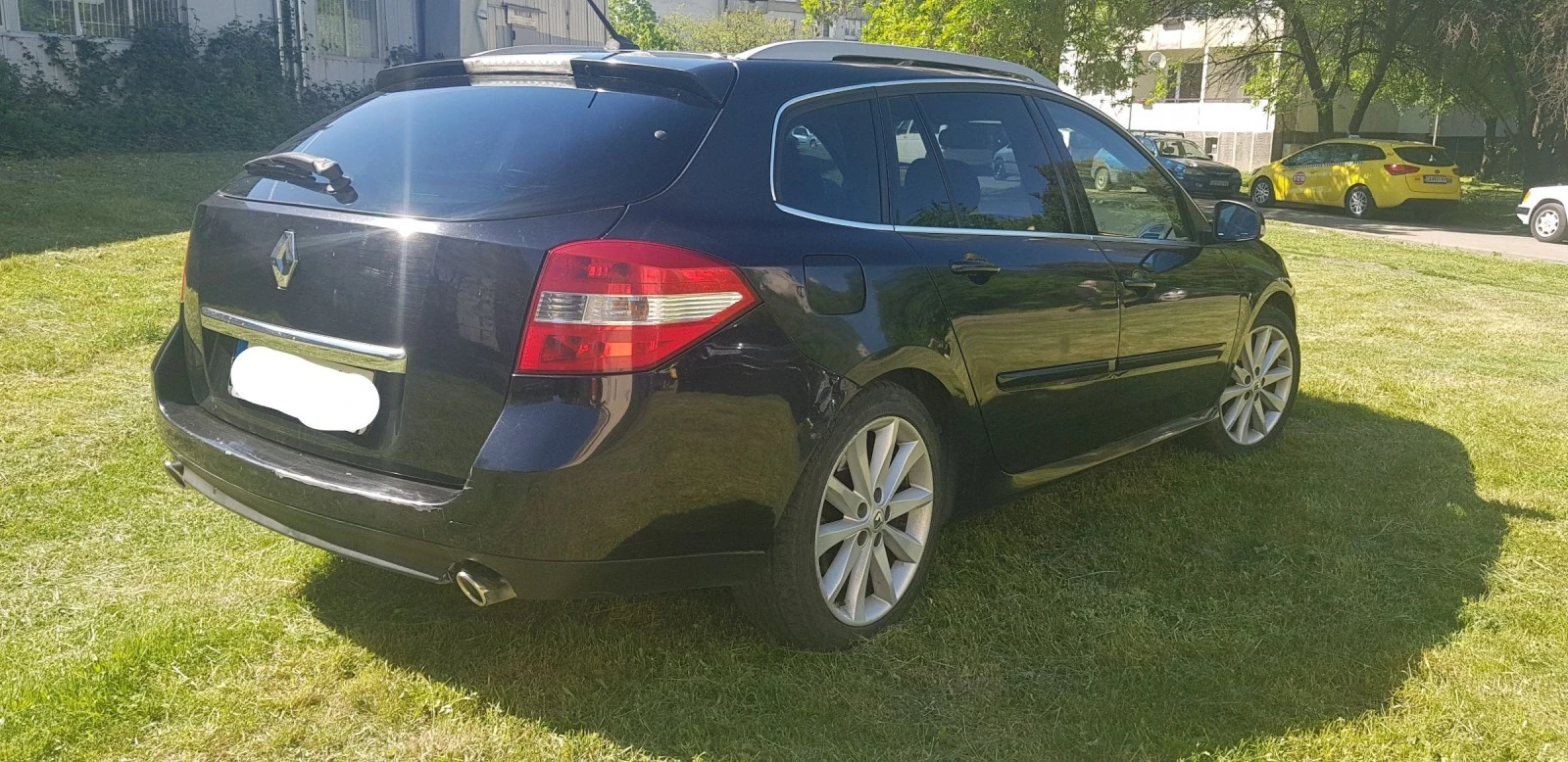 Renault Laguna Initiale 2.0 DCi, Панорама, Navi, Keyless, 18цола  - изображение 10