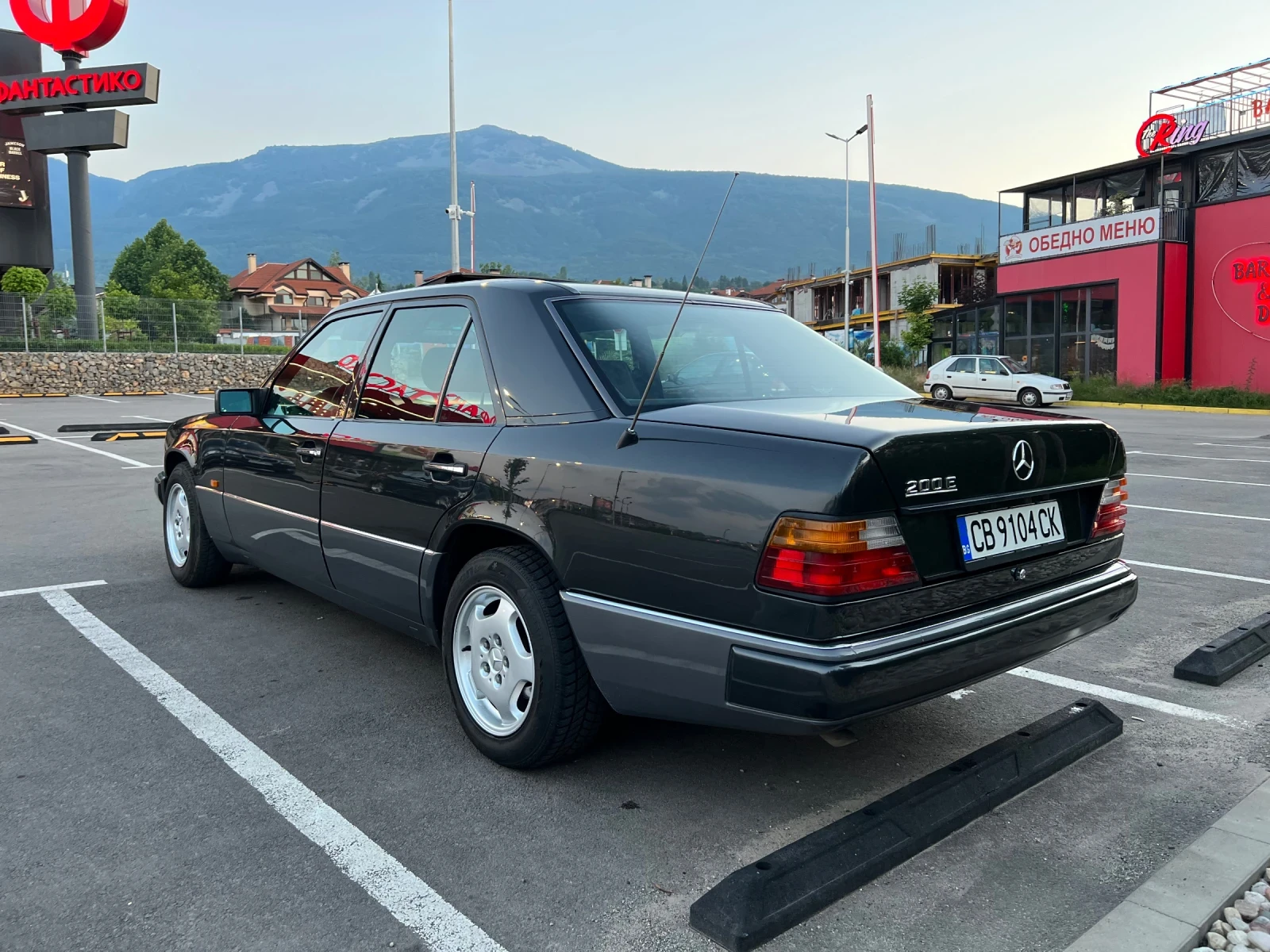 Mercedes-Benz 124 200 E - изображение 7