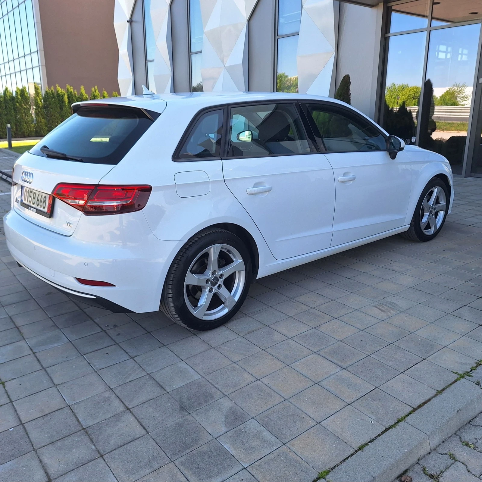 Audi A3 16tdi - изображение 7