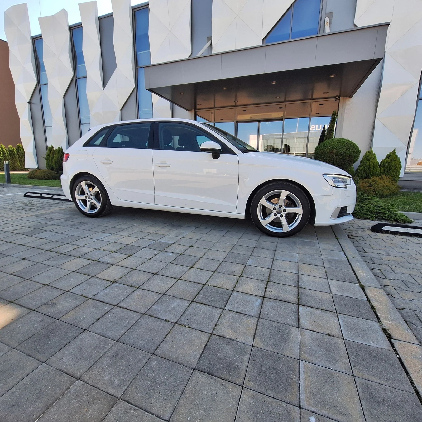 Audi A3 16tdi - изображение 3