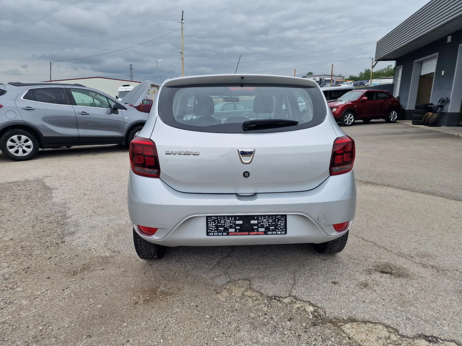 Dacia Sandero 1.0i FACE  - изображение 5
