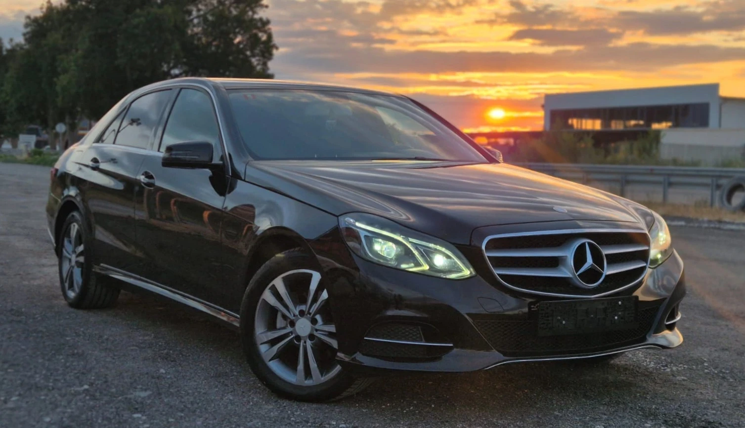 Mercedes-Benz E 220 FACELIFT FULL LED - изображение 3