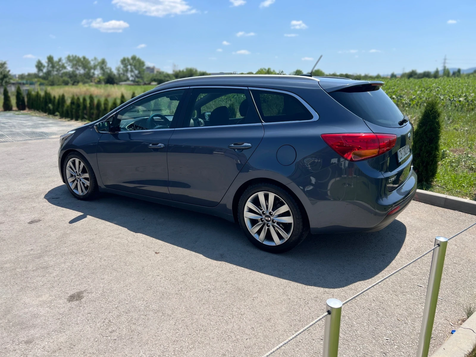 Kia Ceed 1.6i - изображение 4