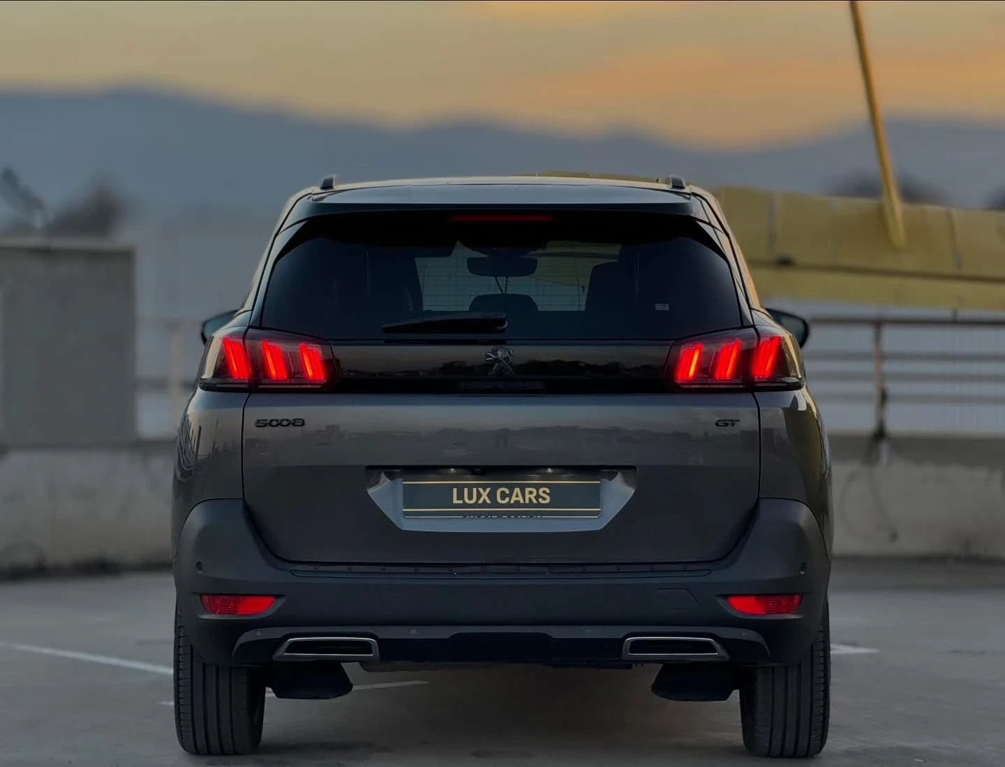 Peugeot 5008 - 2.0 BlueHDI - EAT8 - GT-line - Keyless - Led - - изображение 3