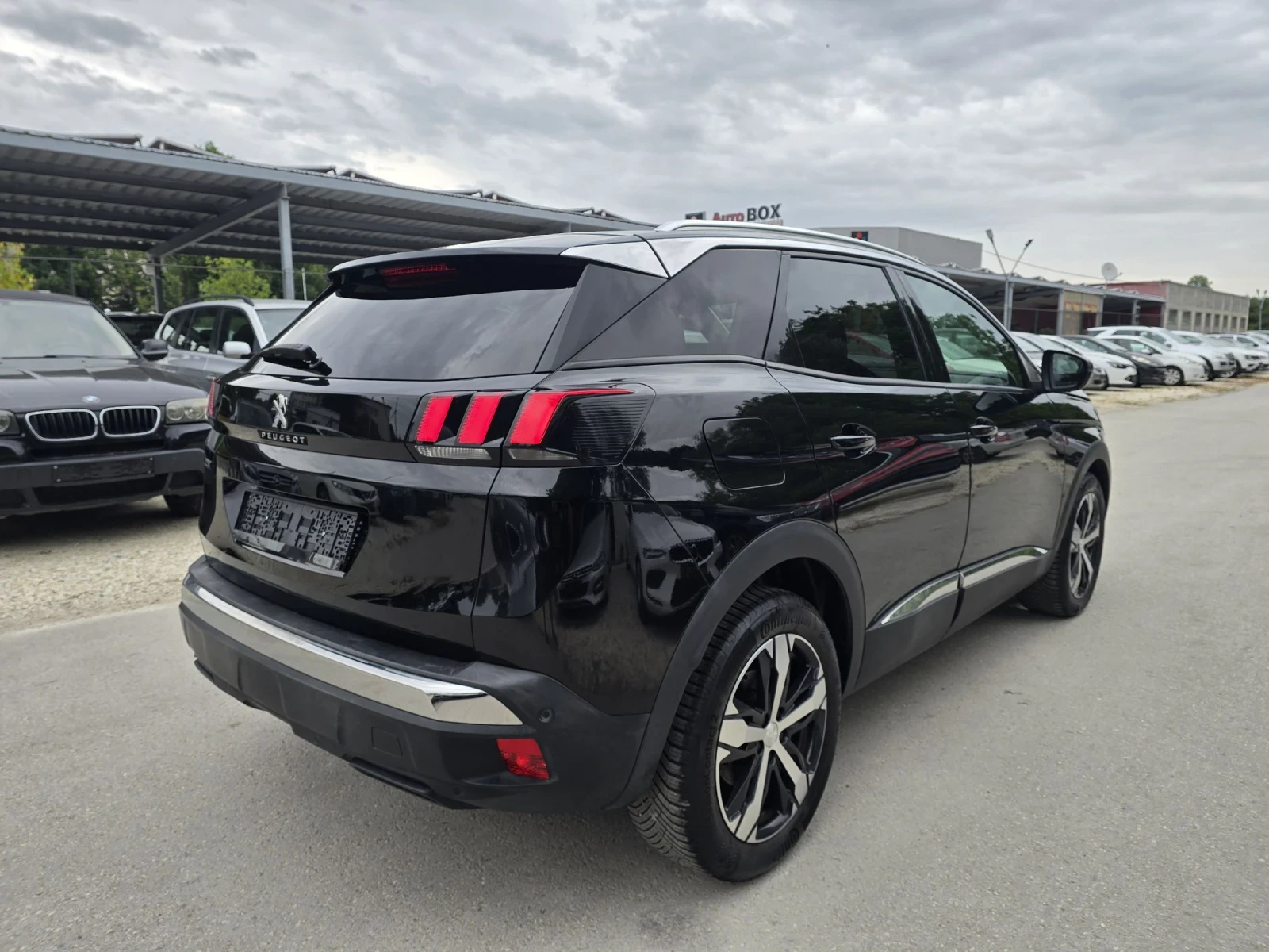 Peugeot 3008 1.5BLUE HDI 131к.с Топ състояние  - изображение 4
