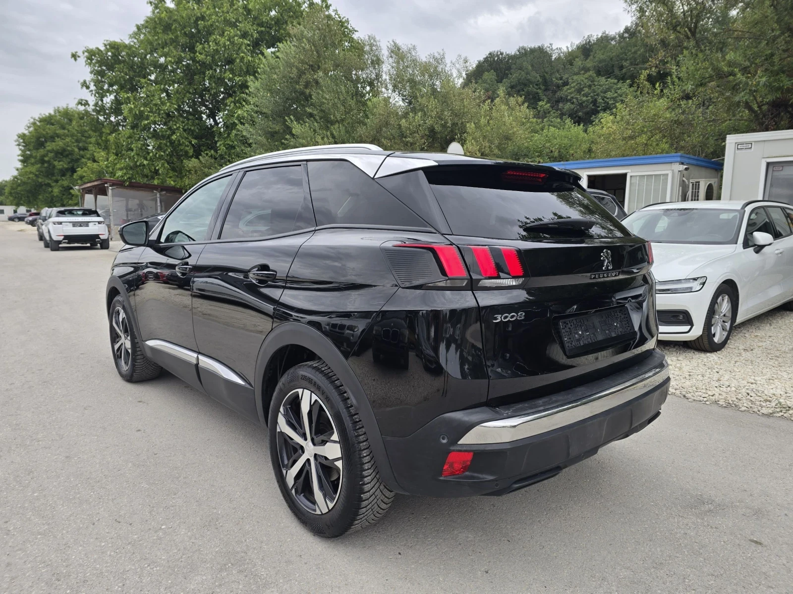 Peugeot 3008 1.5BLUE HDI 131к.с Топ състояние  - изображение 3