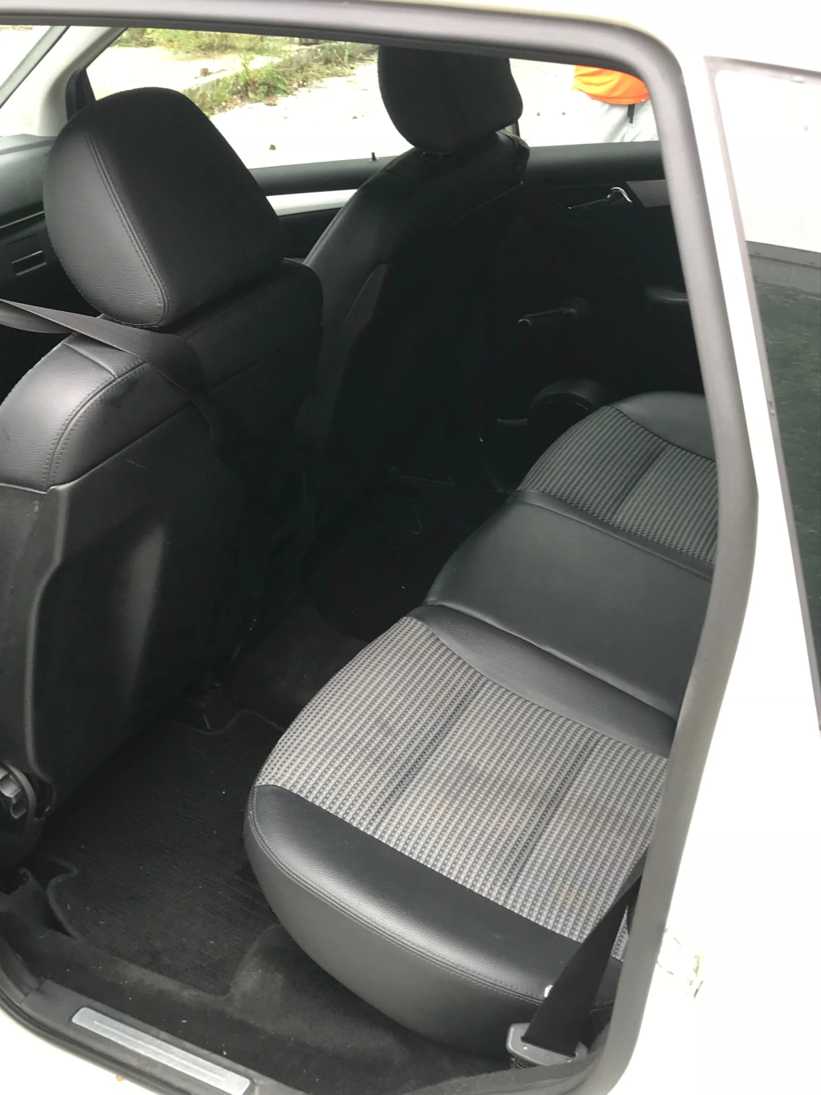 Mercedes-Benz B 200  - изображение 6
