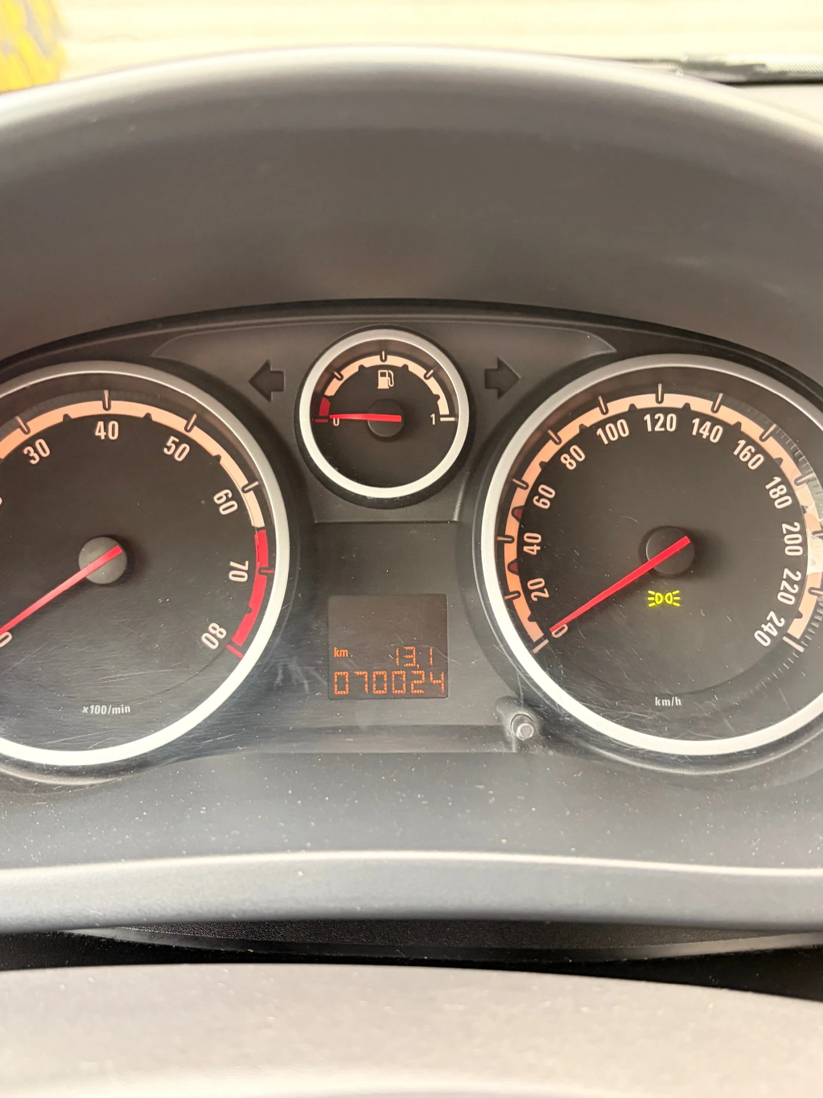 Opel Corsa GSI, снимка 8 - Автомобили и джипове - 54494783