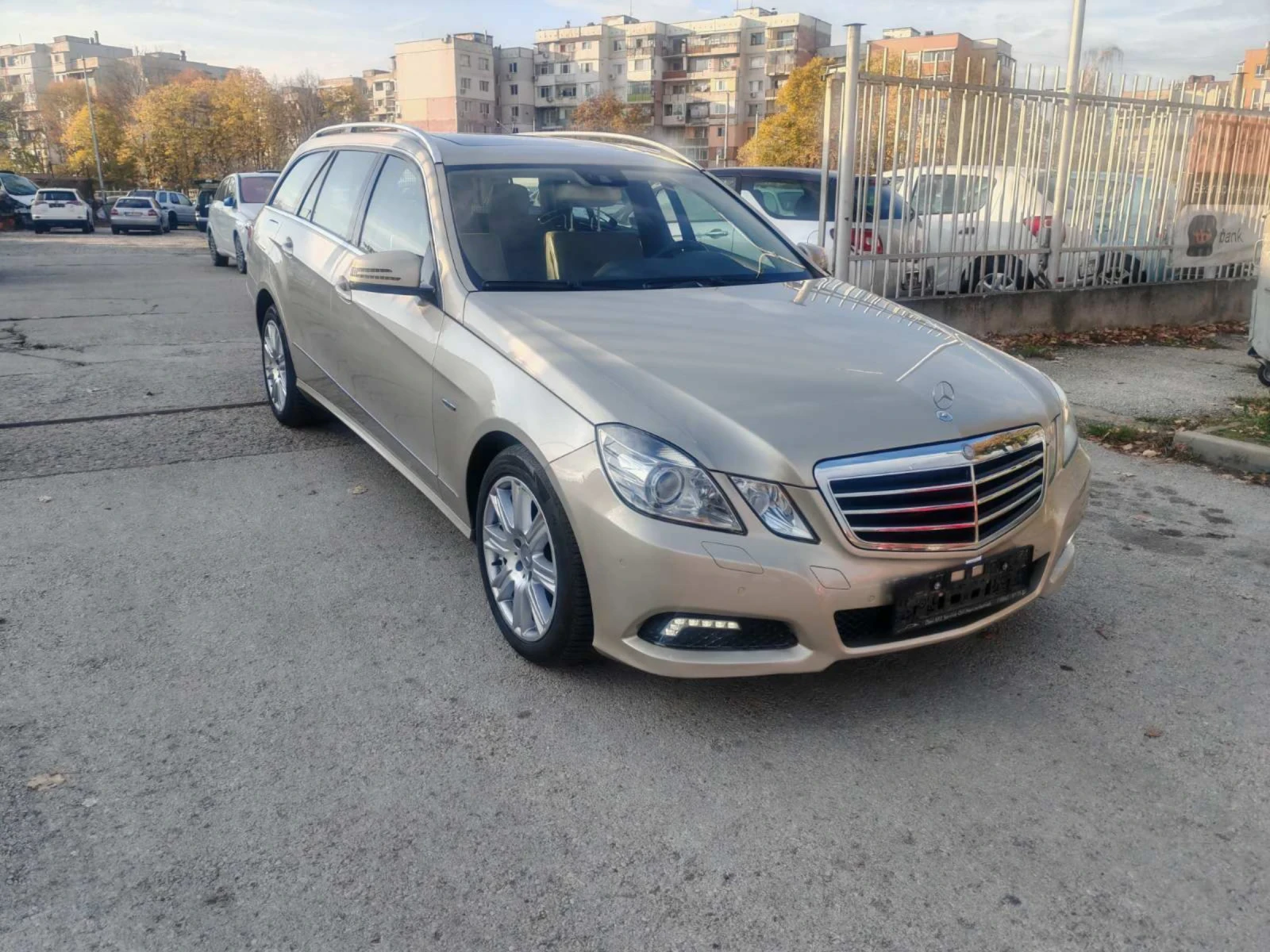 Mercedes-Benz E 350 E350 4 Matic Швейцария  - изображение 3