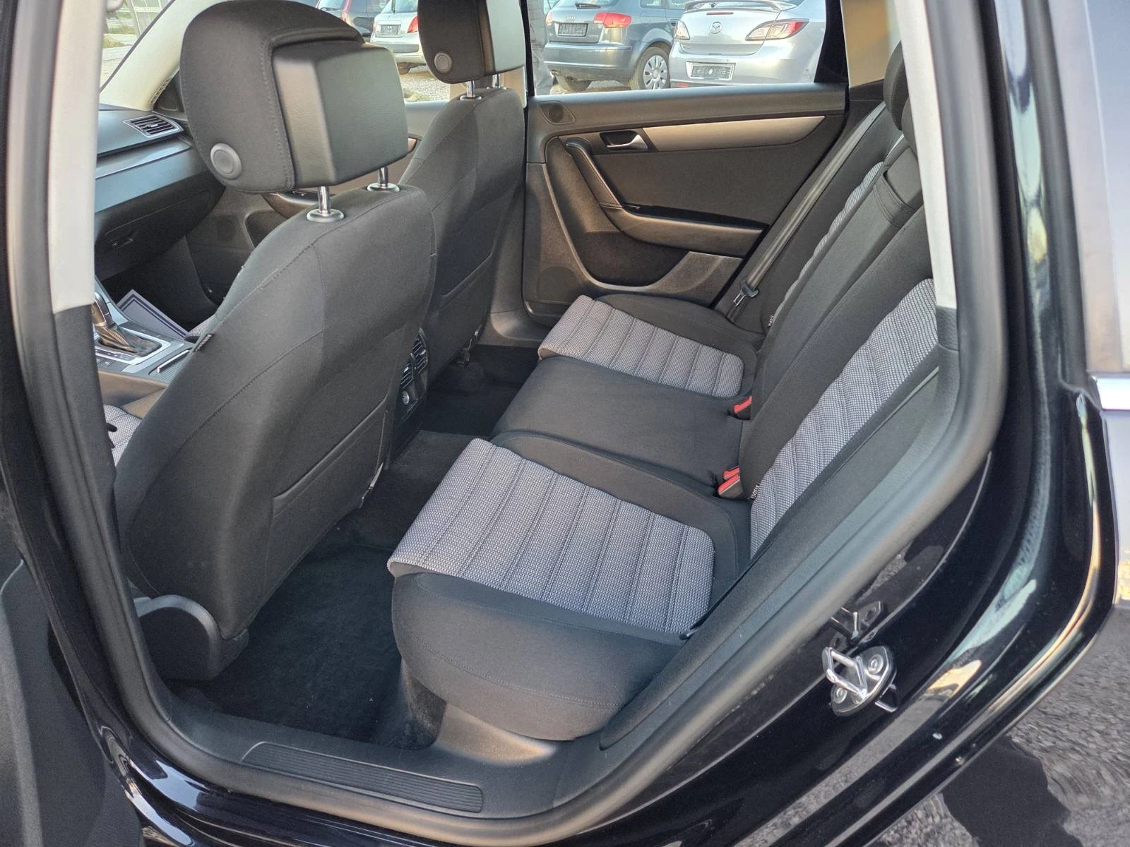 VW Passat 2.0TDI-140PS-DSG-- | Mobile.bg   11