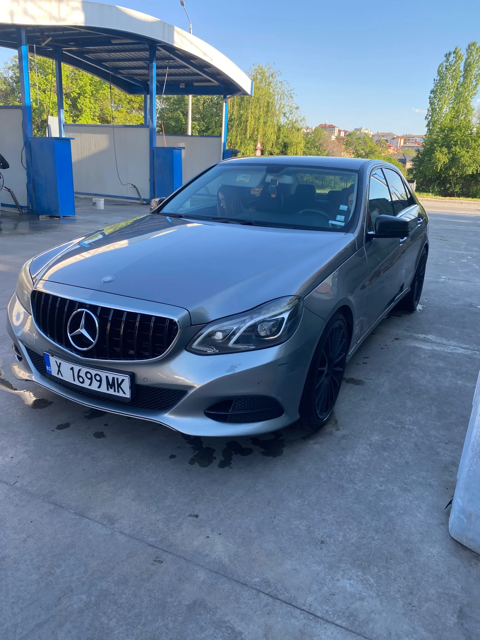 Mercedes-Benz E 220