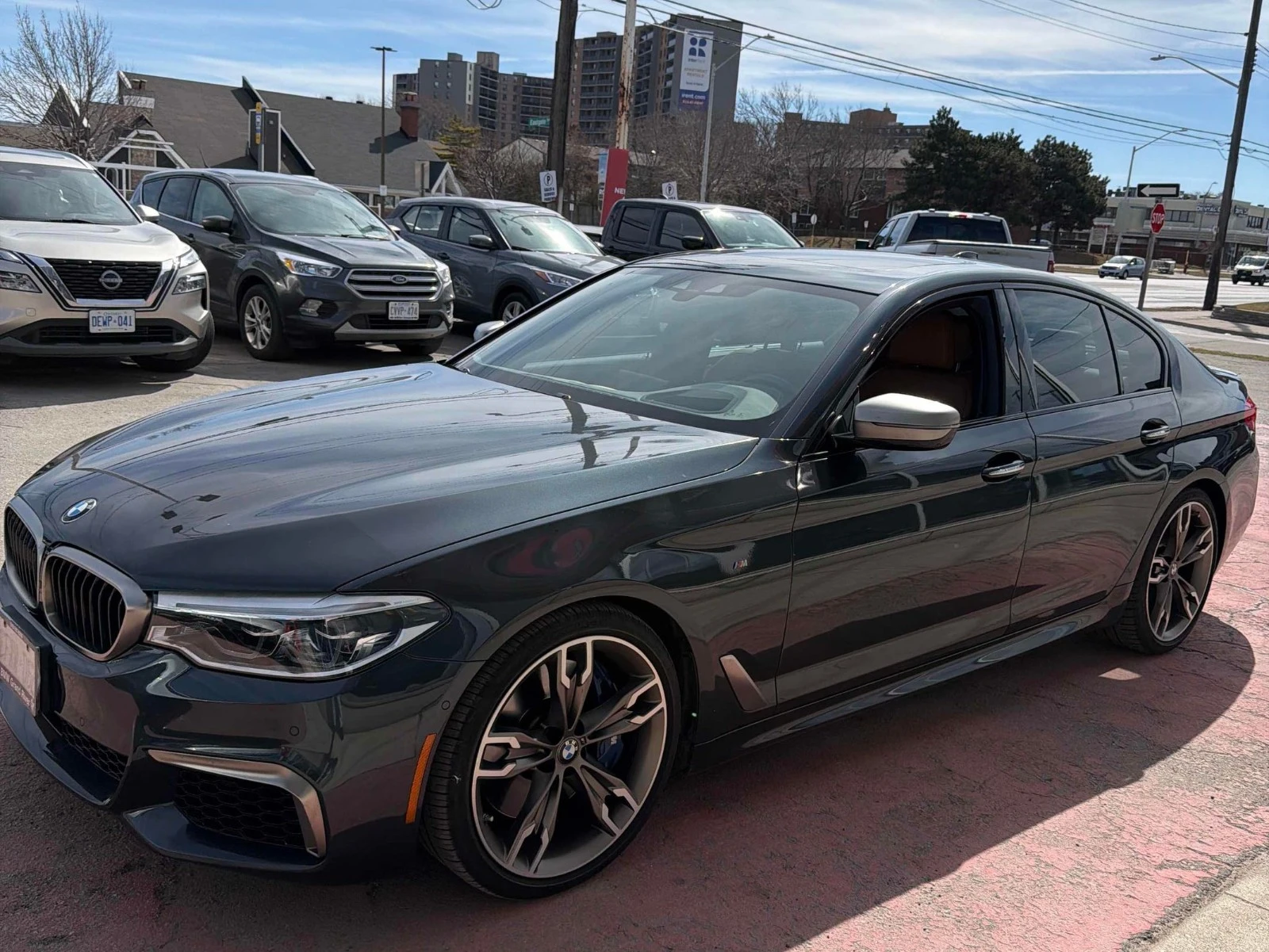 BMW 550 XDRIVE С РЕГИСТРАЦИЯ & АВТО КРЕДИТ, снимка 3 - Автомобили и джипове - 54038850