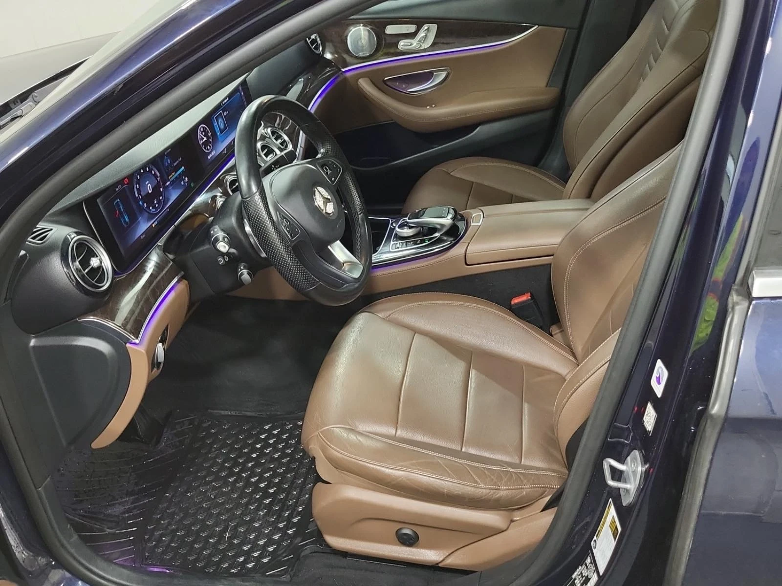 Mercedes-Benz E 400 AMG* Burmester* Памет, снимка 5 - Автомобили и джипове - 54184842