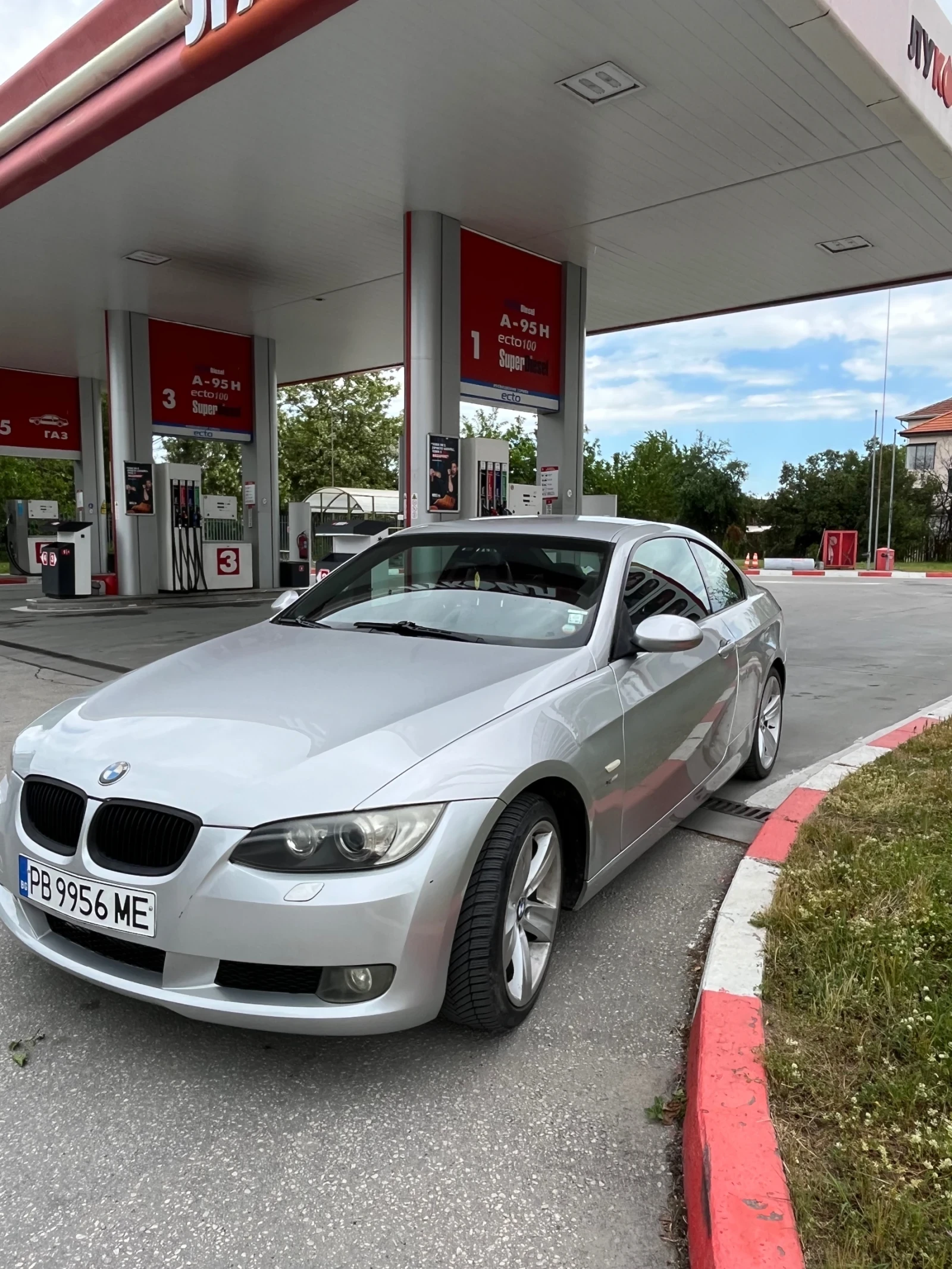BMW 320 Xd, снимка 2 - Автомобили и джипове - 54416178