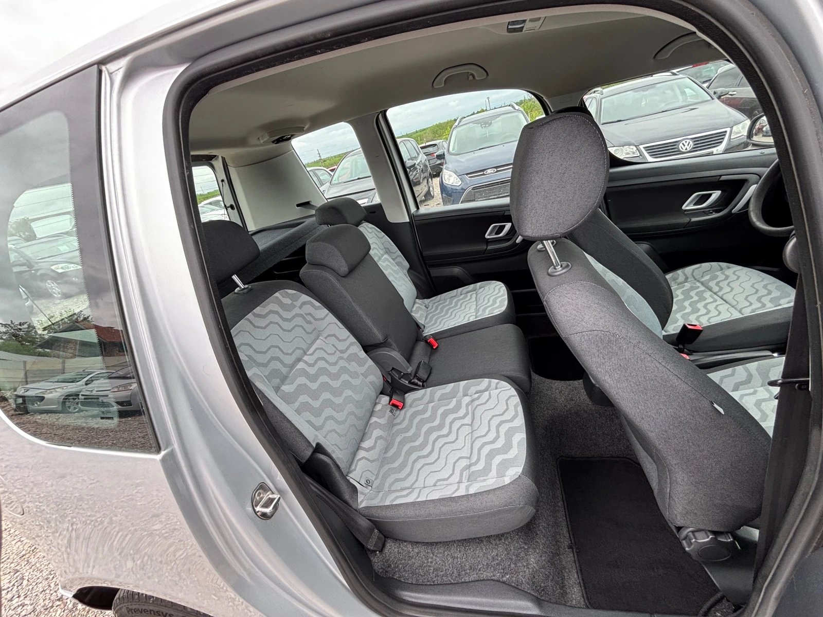 Skoda Roomster 1.9-105кс, снимка 10 - Автомобили и джипове - 54482109