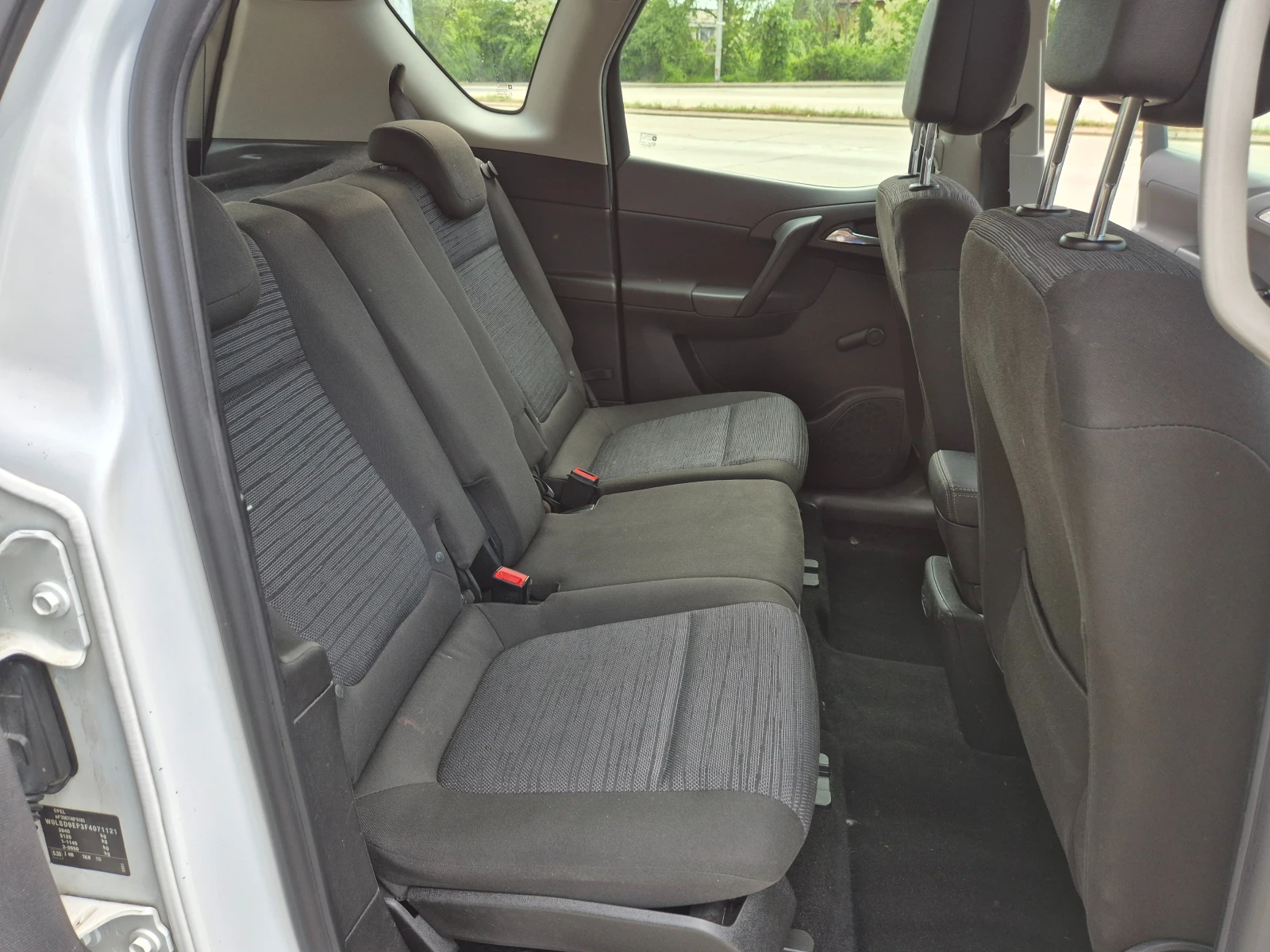 Opel Meriva 1.6CDTI 95k.s., снимка 12 - Автомобили и джипове - 54520876
