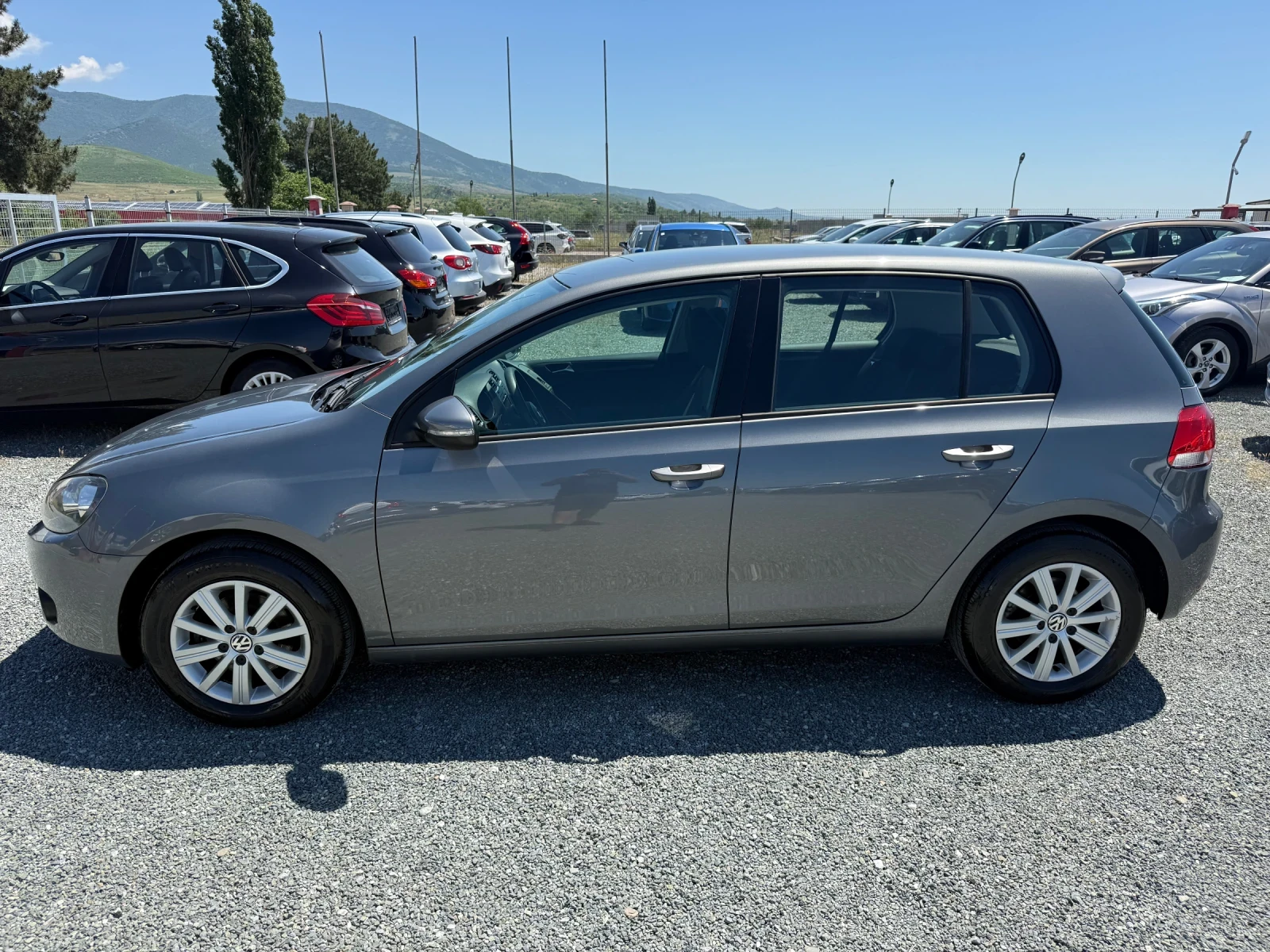 VW Golf (KATO НОВА), снимка 10 - Автомобили и джипове - 54650105