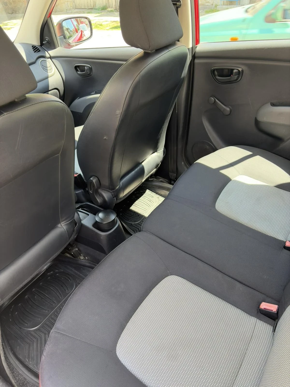 Hyundai I10, снимка 6 - Автомобили и джипове - 54873090
