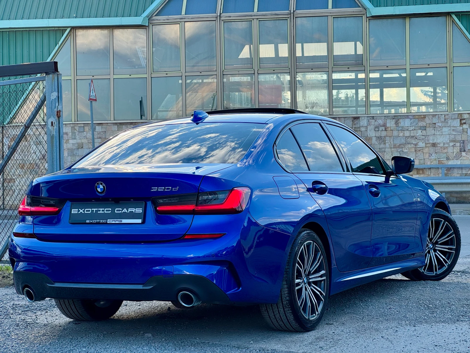 BMW 320 d RWD ! M Pack !, снимка 4 - Автомобили и джипове - 54932397