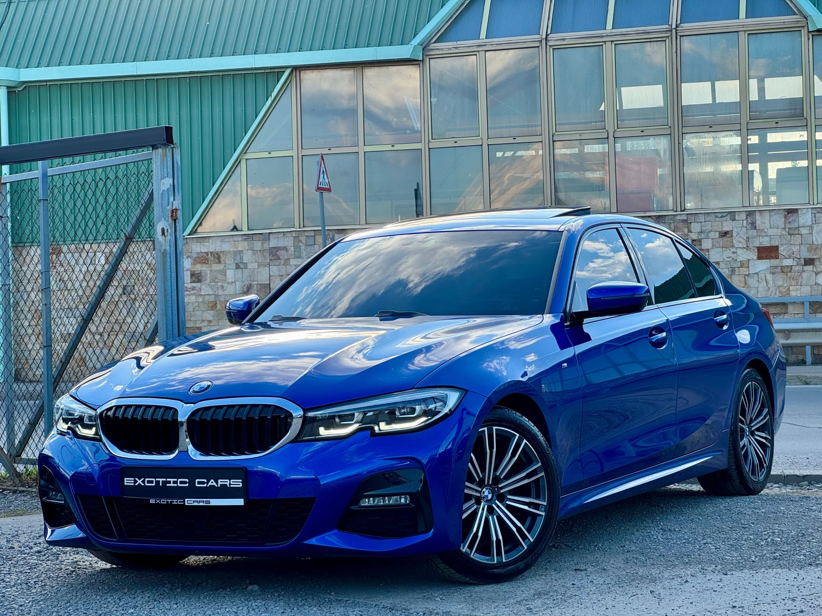 BMW 320 d RWD ! M Pack !, снимка 3 - Автомобили и джипове - 54932397
