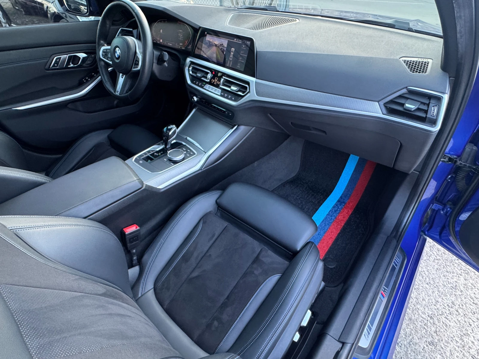 BMW 320 d RWD ! M Pack !, снимка 11 - Автомобили и джипове - 54932397