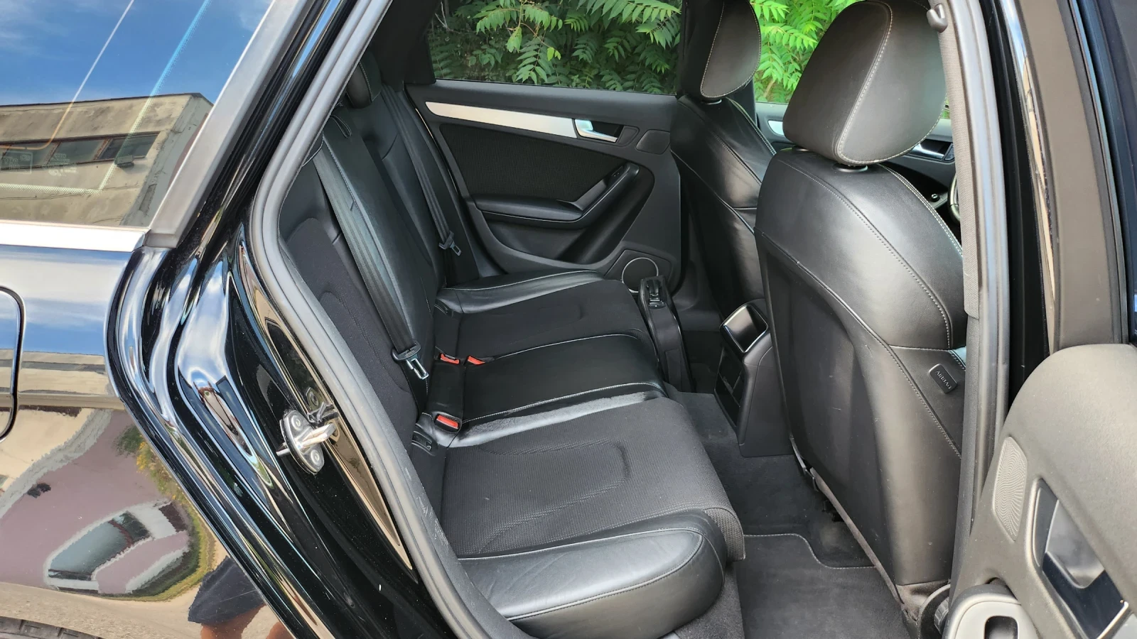 Audi A4 2.0TDI 143 К.С 3х S-line, снимка 11 - Автомобили и джипове - 55021398