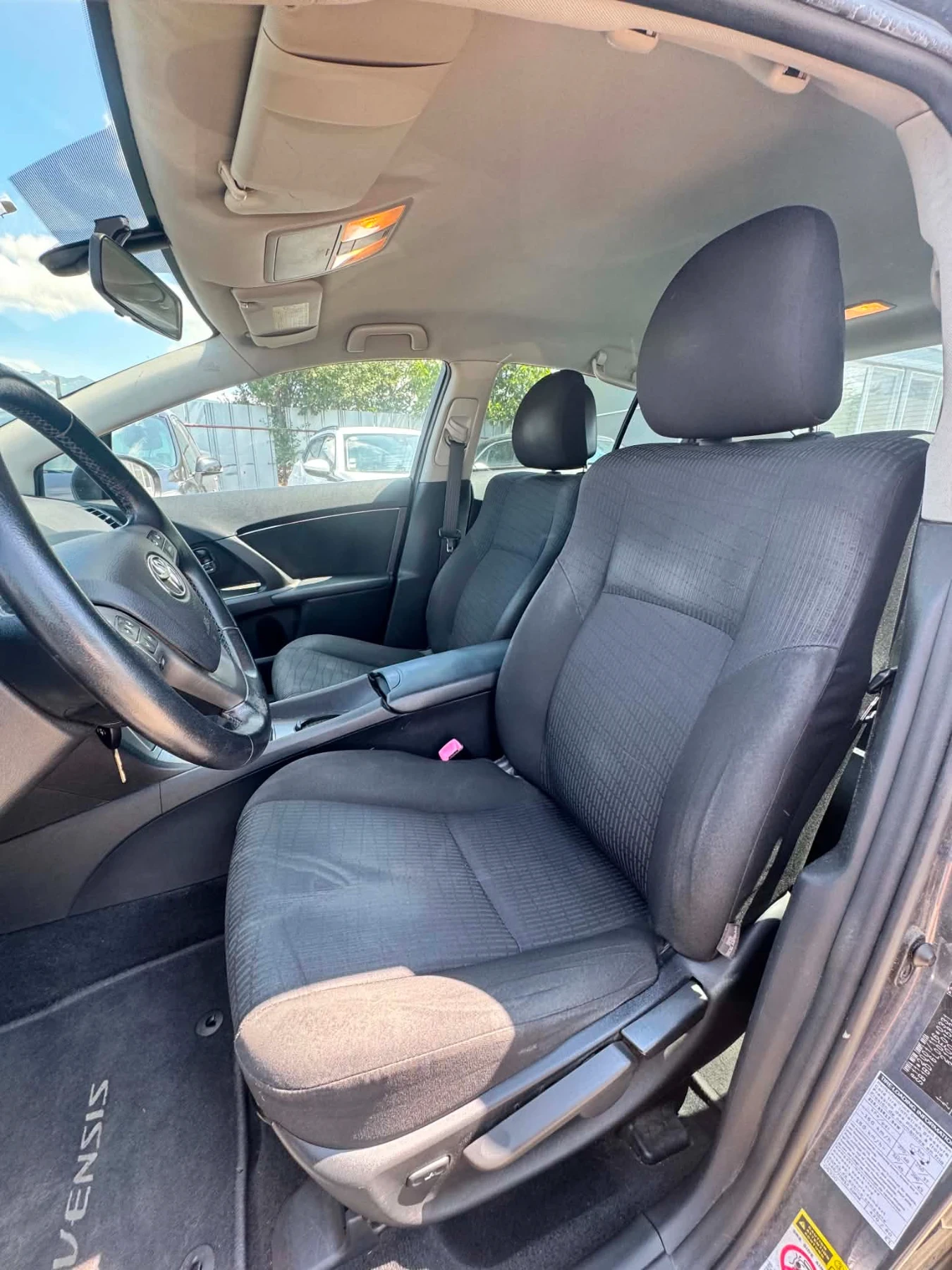 Toyota Avensis 2.0 D4D 126 к.с, снимка 10 - Автомобили и джипове - 55395446
