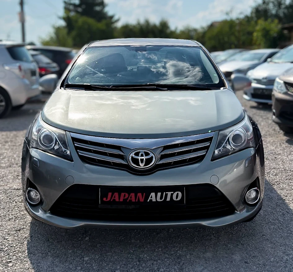 Toyota Avensis 1.8 бензин! ТОП! С гаранция!, снимка 2 - Автомобили и джипове - 55577303