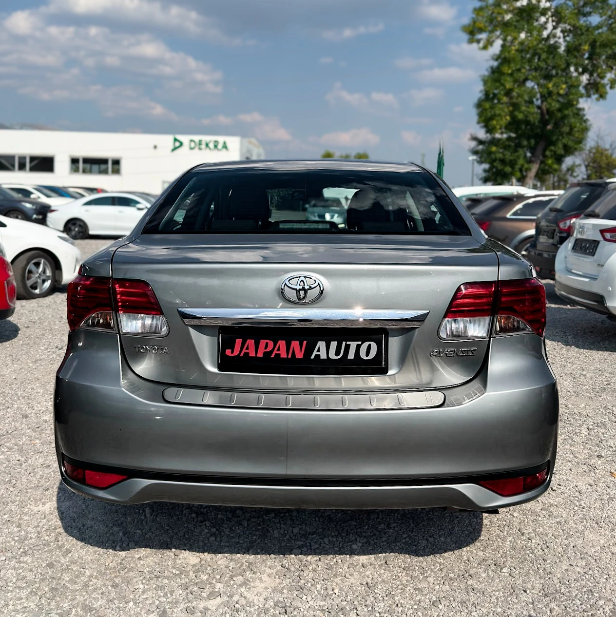 Toyota Avensis 1.8 бензин! ТОП! С гаранция!, снимка 5 - Автомобили и джипове - 55577303