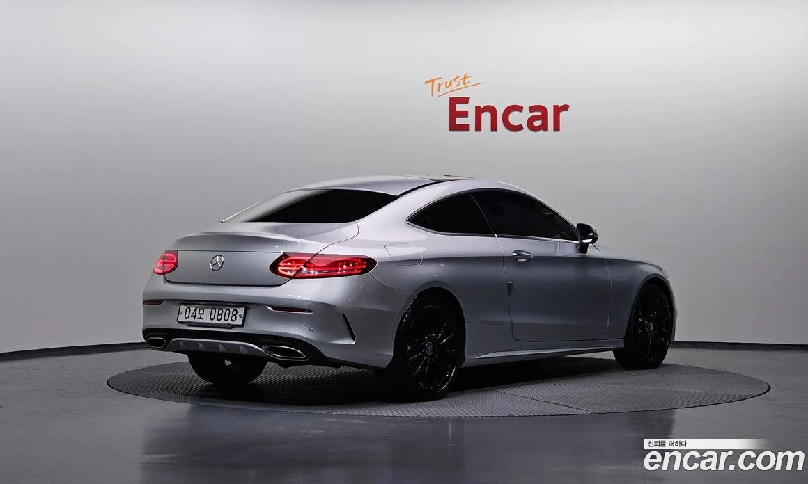 Mercedes-Benz C 200 C200 Coupe, снимка 2 - Автомобили и джипове - 56122467