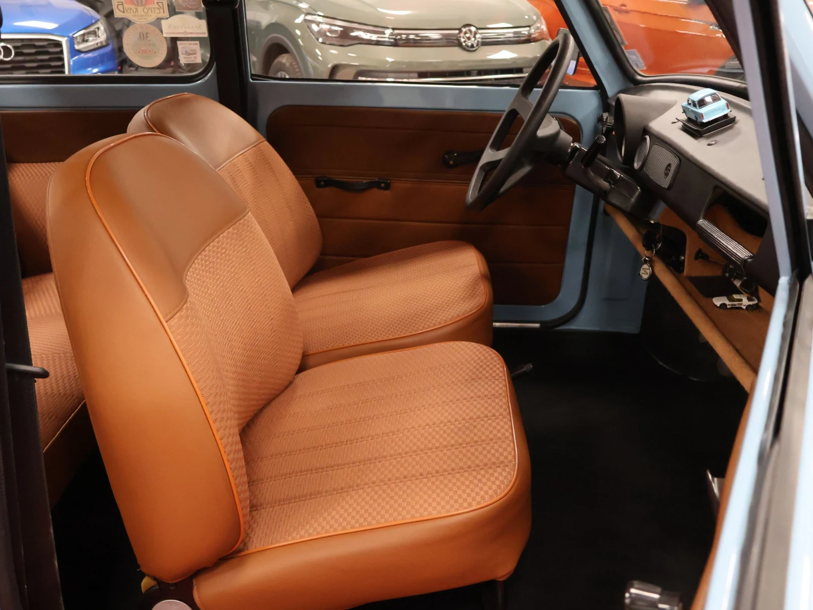 Trabant 601 L | Напълно реставриран, снимка 12 - Автомобили и джипове - 56144955