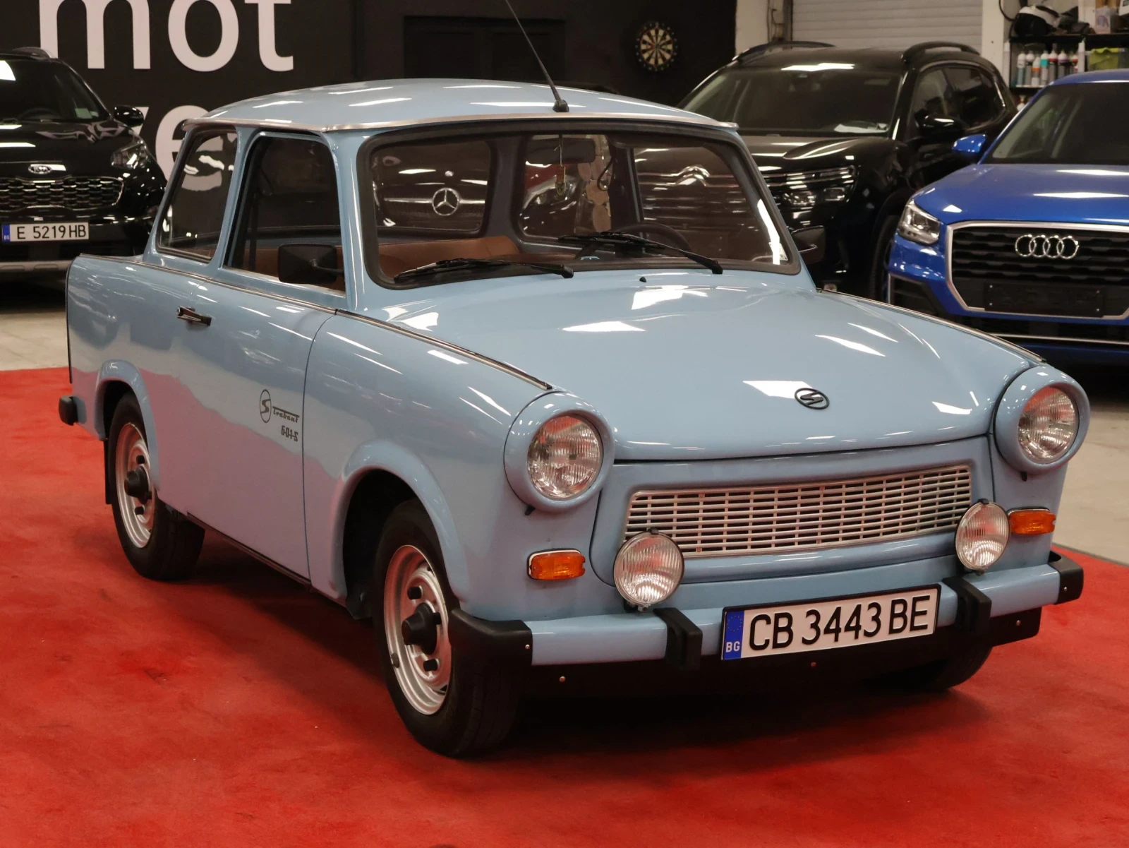Trabant 601 L | Напълно реставриран, снимка 2 - Автомобили и джипове - 56144955