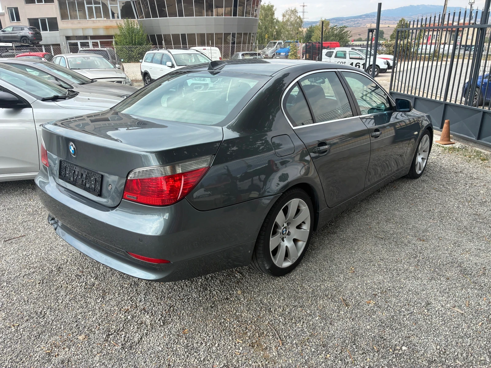 BMW 525 525i 218k.c | Mobile.bg � ����������� 4