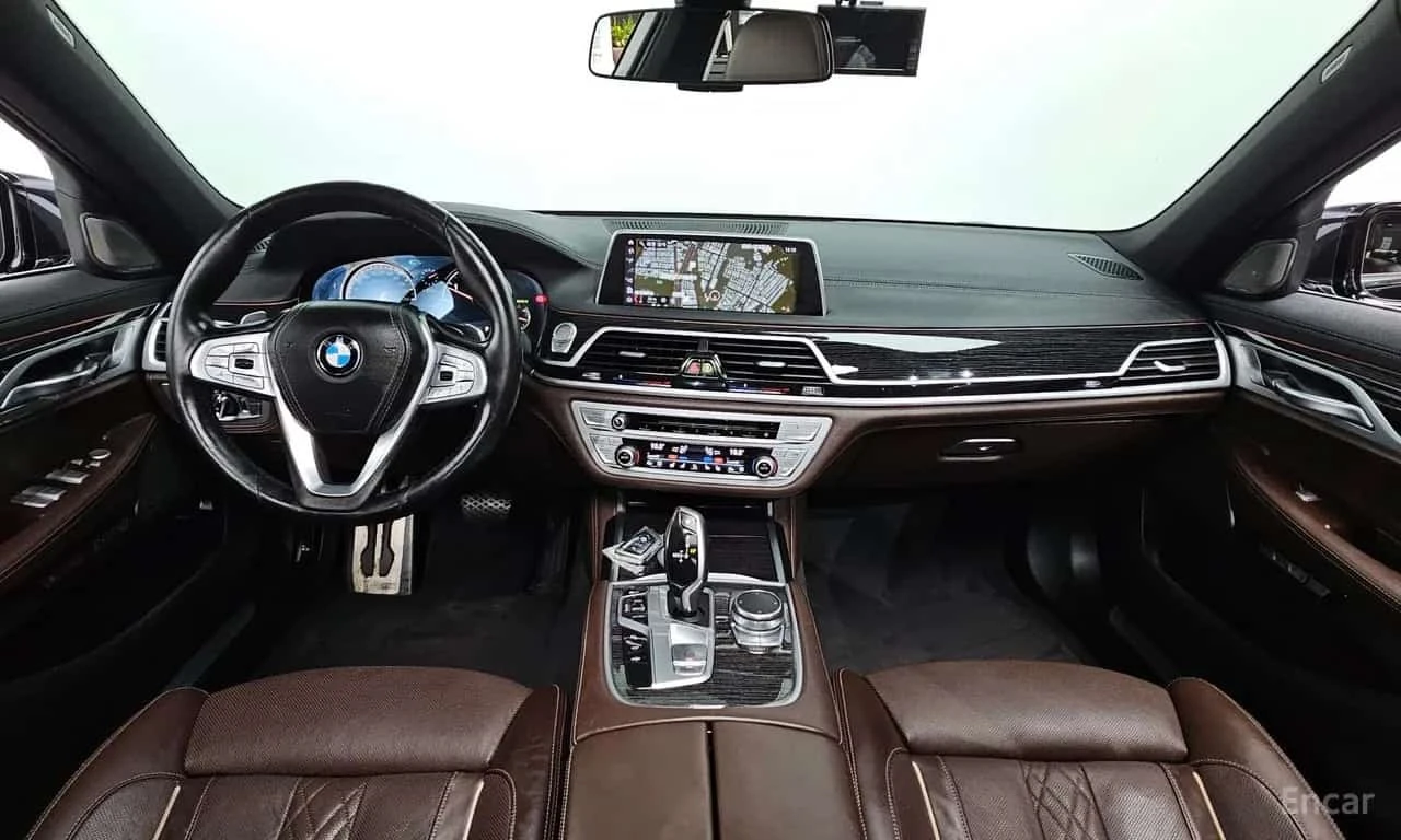 BMW 740 * 740Li xDrive M Sport Package * ЦЕНА ДО БГ, снимка 7 - Автомобили и джипове - 56313624