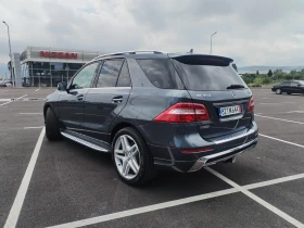 Mercedes-Benz ML 350 AMG OPTIK, HARMAN KARDON, PANORAMA, CARFAX, снимка 9