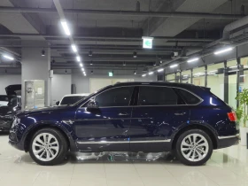 Bentley Bentayga V8* ЛЮК* ОБДУХВАНЕ* МАСАЖ* 360* KEYLESS* КРАЙНА ЦЕ, снимка 2