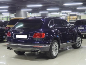 Bentley Bentayga V8* ЛЮК* ОБДУХВАНЕ* МАСАЖ* 360* KEYLESS* КРАЙНА ЦЕ, снимка 3