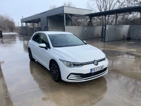 VW Golf 8 2.0TDI 150hp DSG РЕГИСТРИРАН ОБСЛУЖЕН НОВ, снимка 6