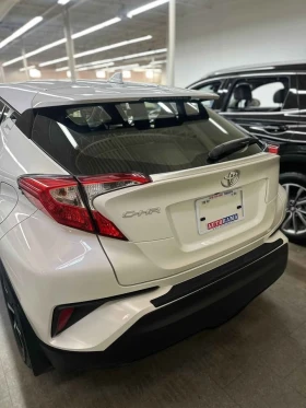 Toyota C-HR XLE PREMIUM * * CARFAX * *  * *  | Mobile.bg    4