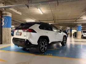 ����� �� �������� �� Toyota Rav4 2.5 LUXURY Plug-in Hybrid AWD