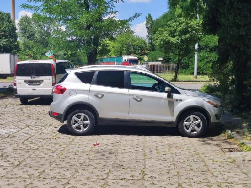 Ford Kuga, снимка 11 - Автомобили и джипове - 52506138