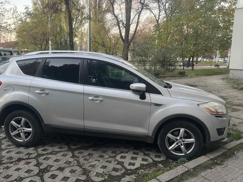 Ford Kuga, снимка 5 - Автомобили и джипове - 52506138