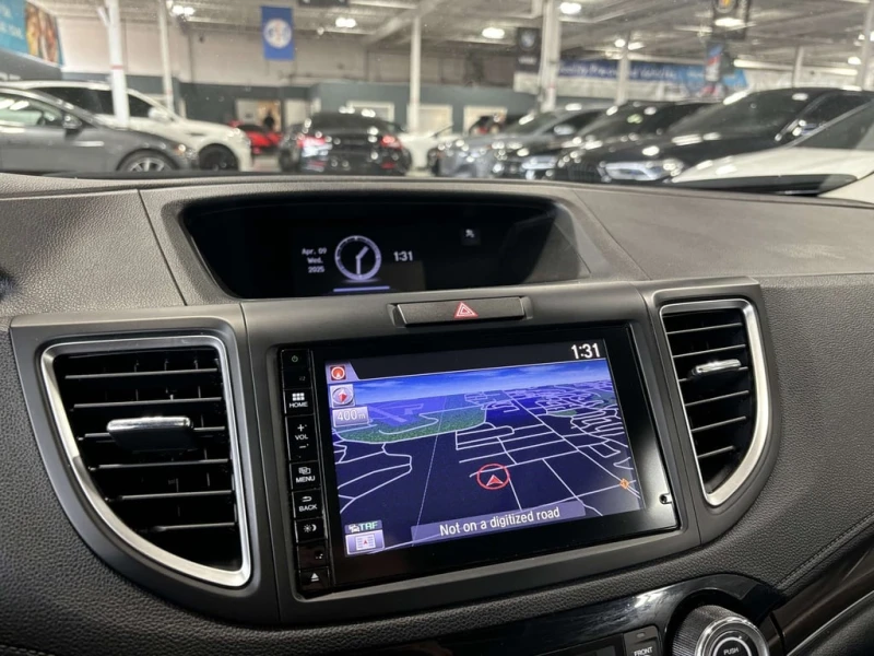 Honda Cr-v Touring AWD| NAV| WOOD| LEATHER| ALLOYS| SUNROOF, снимка 13 - Автомобили и джипове - 53098931