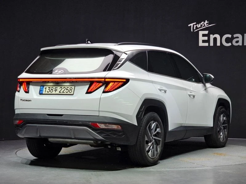 Hyundai Tucson Inspiration 2WD| 230к.с.| ВКЛ.ТЕХНОТЕСТ, снимка 2 - Автомобили и джипове - 55322227