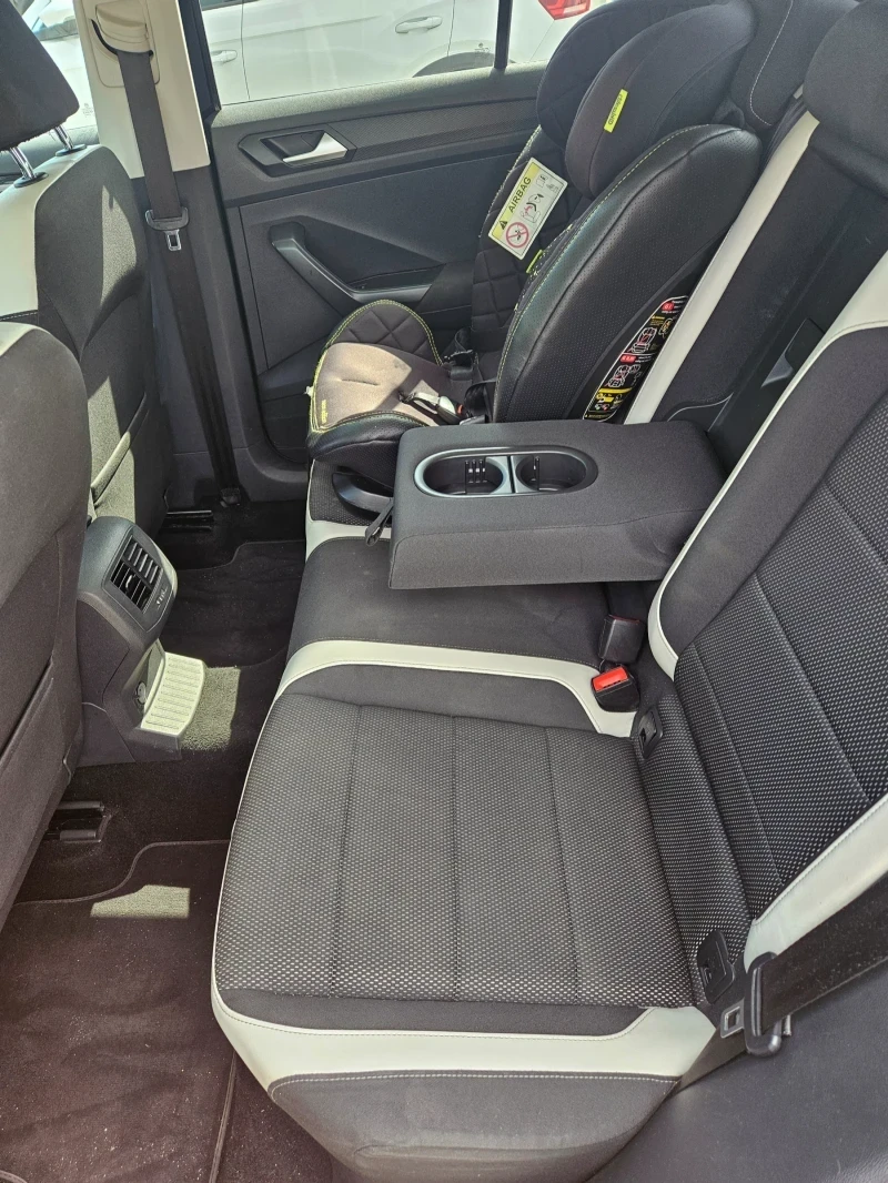 VW T-Roc 4motion, снимка 11 - Автомобили и джипове - 55775560
