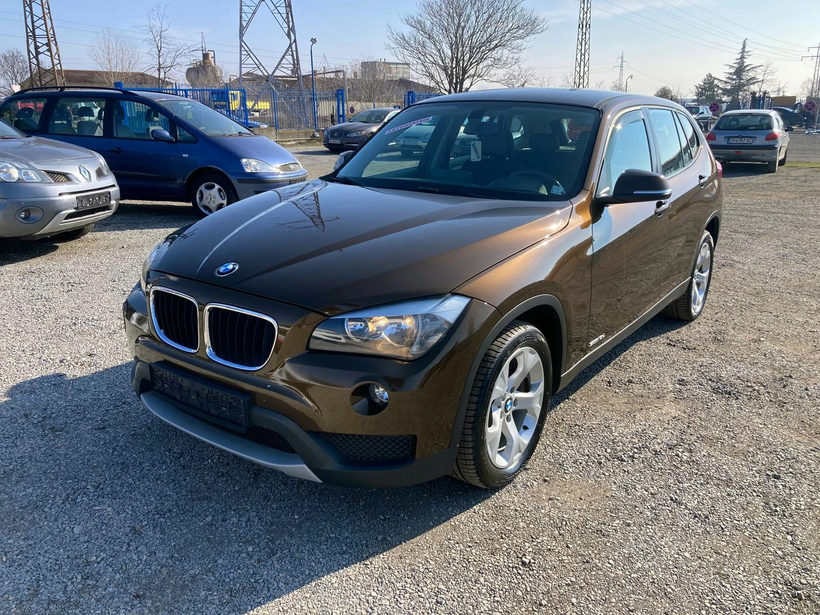 BMW X1 2, 0D НАВИ АВТОМАТИК ПОДГРЕВ ANDROIDAUTO CARPLAY - [1] 