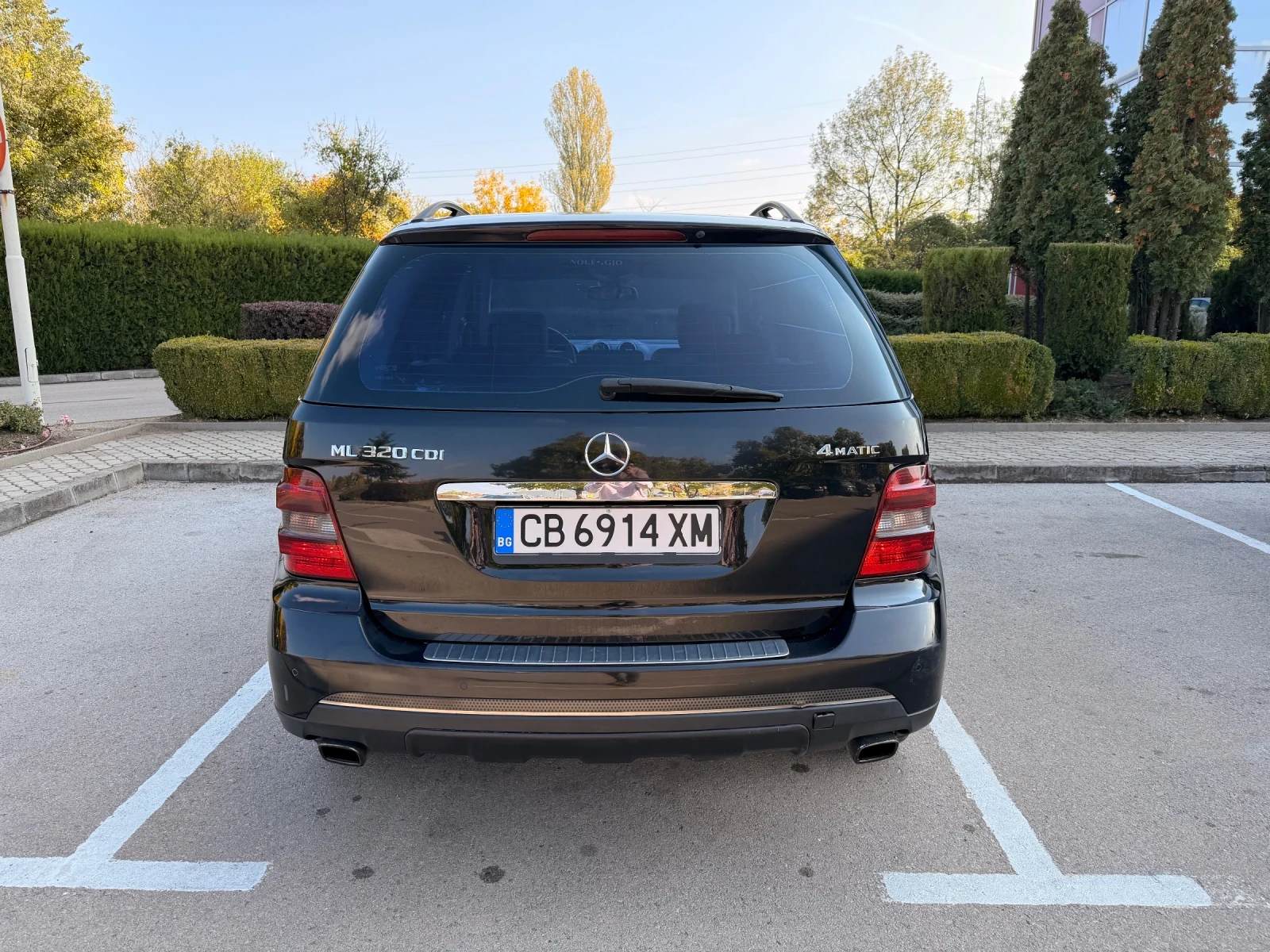 Mercedes-Benz ML 320  - изображение 6