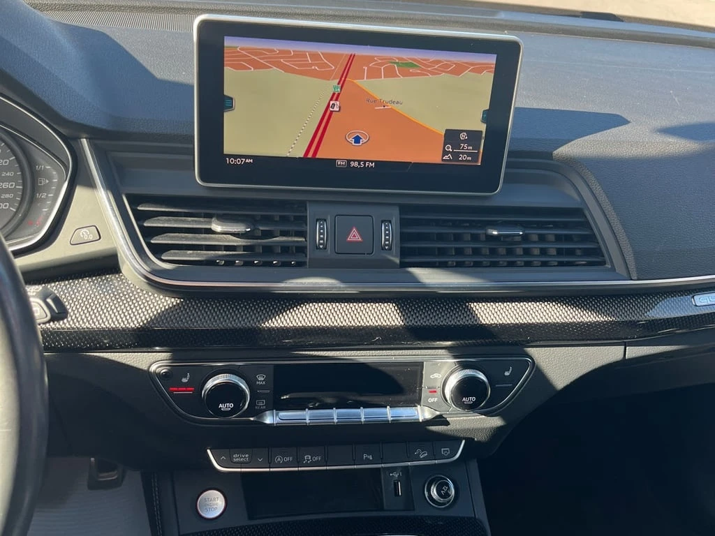 Audi SQ5 * Progressiv * CARFAX * Цена до България - изображение 8